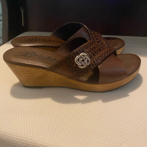 Brighton Brown Wedge Shoes with Elegant Design - Picture 1 of 7
